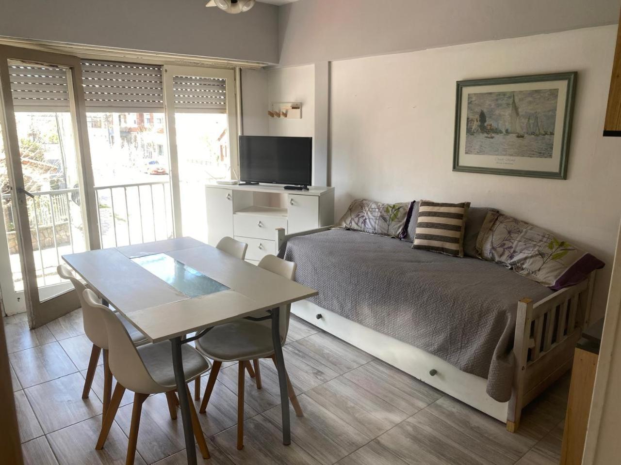 Apartamento Departamento A La Calle Premium Aldrey *